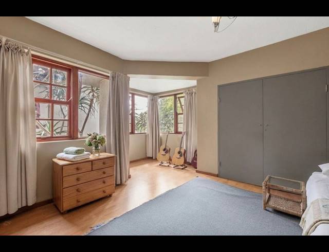 5 BEDROOM HOUSE FOR SALE IN EMMARENTIA